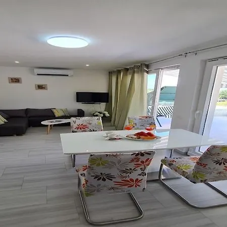 Luxury Ani Ii - Two Bedroom With Terrace