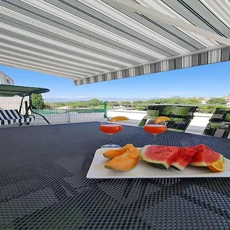 Luxury Ani Ii - Two Bedroom With Terrace Apartment
